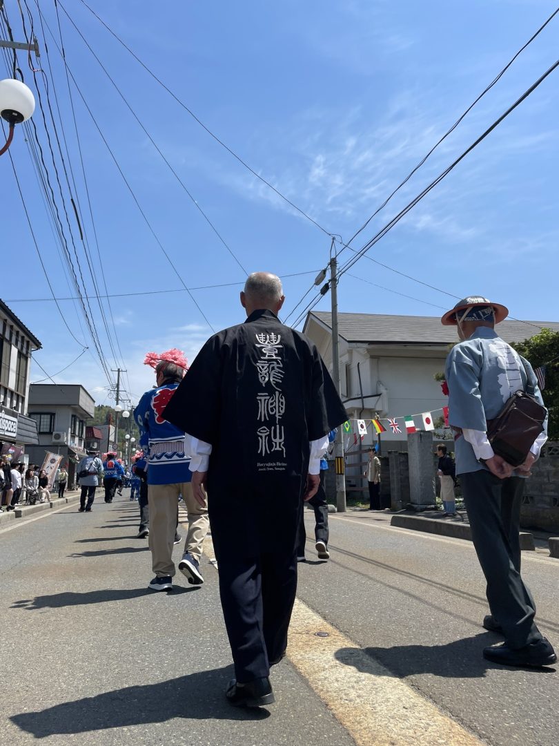 祭りの様子